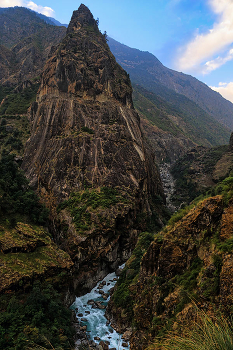 In der Schlucht / ***