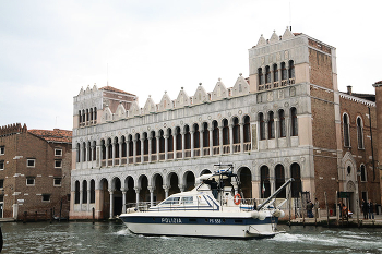 Venedig / ***