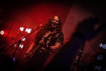 Ein Konzert / https://www.instagram.com/vaguro_v_u_v

https://web.facebook.com/evgeniy.vagouro

https://vk.com/e.vaguro

https://www.youtube.com/user/MsREPOMEN