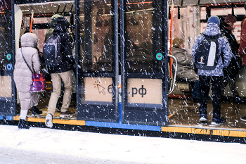 Schneefall ... / ***