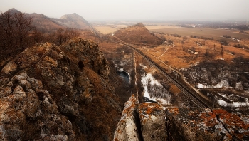 Railway / ***