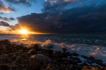 Sunset / ***