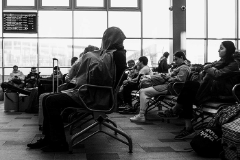 Waiting hall / ...