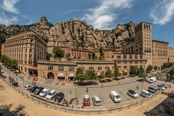 Monestir Santa Maria de Montserrat / Monestir Santa Maria de Montserrat
