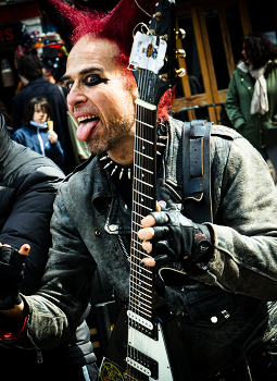 Solo guitar / ***