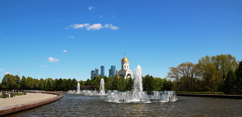 Shrine of St. George on Poklonnaya Hill / ***