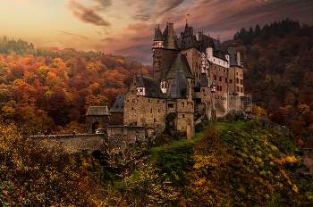 Burg Eltz / ***
