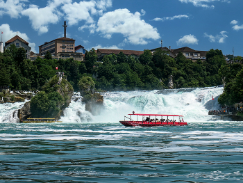 Rhine Falls / ***
