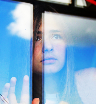 Julia / ***