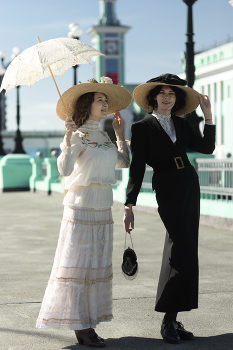 Morning Promenade / ***