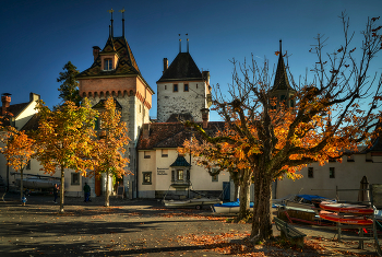 Oberhofen Castle / Oberhofen Castle