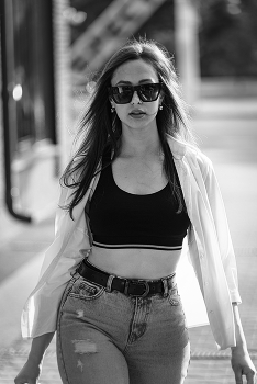  / Karina steps