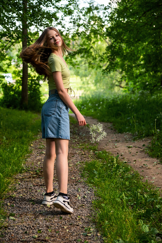  / ***