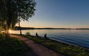 On the river Svisloch / ***