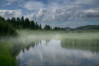 Dort, hinter dem Nebel ... / ***