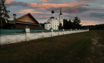 St.-Nikolaus-Kirche / ***