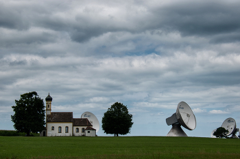 Erdfunkstelle Bayern / Mit Gott telefonieren
