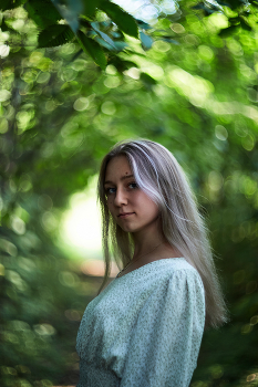 Arina / ***