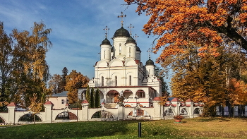 Erlöser - Kirche der Verklärung / ***