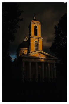 Tempel / ***