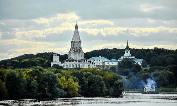 Kolomenskoye / ***