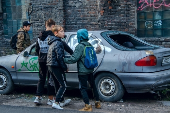 &nbsp; / [img]https://i.postimg.cc/KvvYVXvc/CB092-CAF-2-A2-F-4701-A820-8-C116186-FE3-B.jpg[/img]