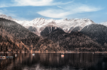 Lake Riza / ...