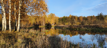 Warm October / ***