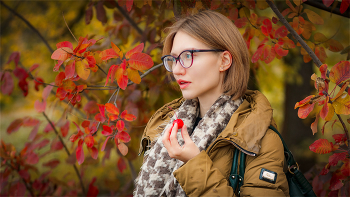 Autumn Walk / ***