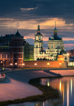 Cathedral of the Resurrection of Christ / ***