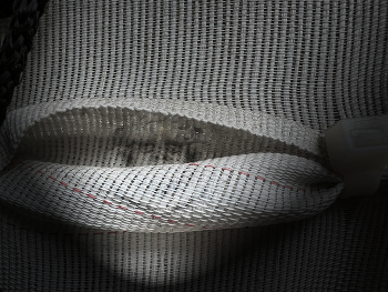 Caught in a net / It's like an eye