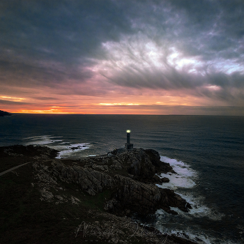 Faro de Punta Nariga / ***
