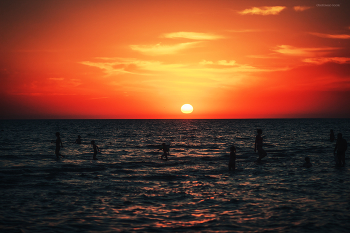 Bei Sonnenuntergang / ***