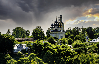 Spiel / ***