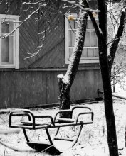 off-season cottage / *****