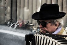 street music / ***