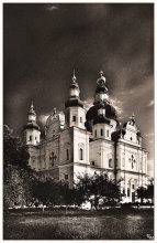 Dreifaltigkeits-Kathedrale / ............