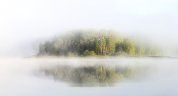 Schwerelosigkeit. / ***