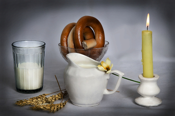 Milk / ***