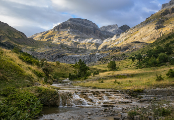 Treffen der Sonne / ***