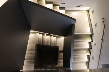 Treppe / ***