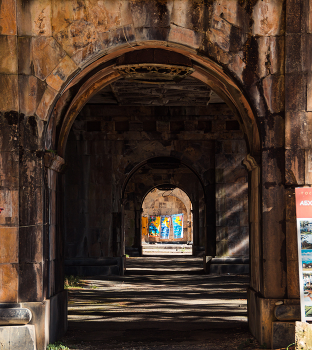 under the bridge / ***