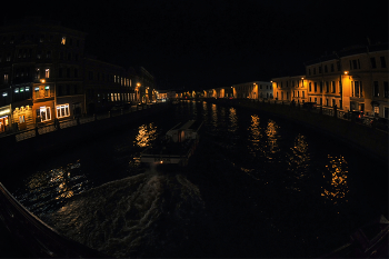 Abendspaziergang / ***