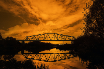 Die Brücke / ***