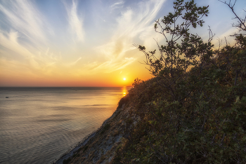 Sunset / ***