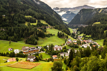 Among the mountains / ***