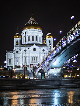 Christ the Savior Cathedral / ***