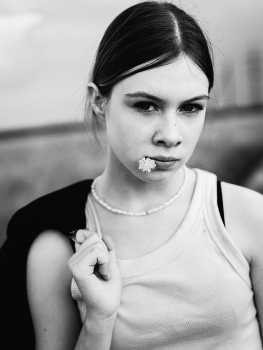 Portrait of daughter / ***