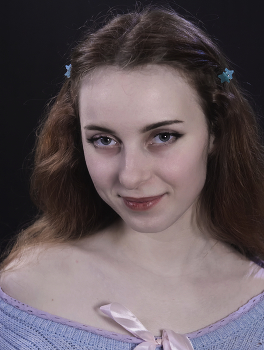  / ***