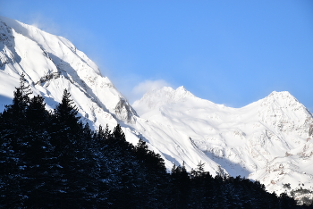 Elbrus region / ***